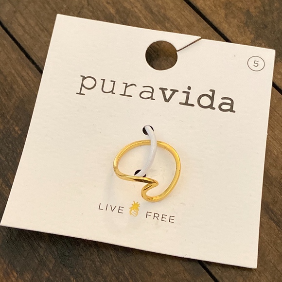 PURA VIDA WAVE RING | GOLD - Picture 2 of 3